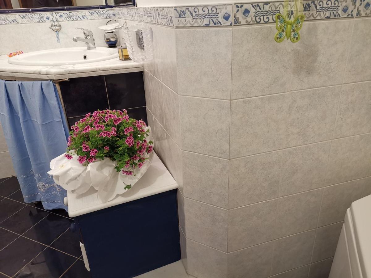 Casuzzamia Apartment Palermo Bagian luar foto