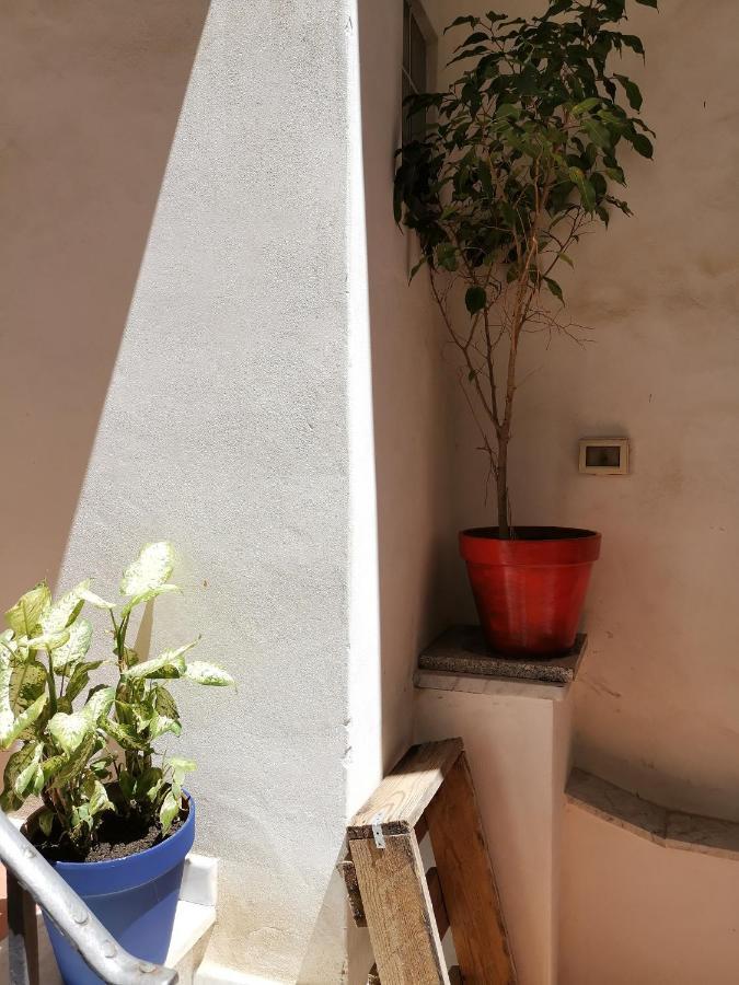 Casuzzamia Apartment Palermo Bagian luar foto