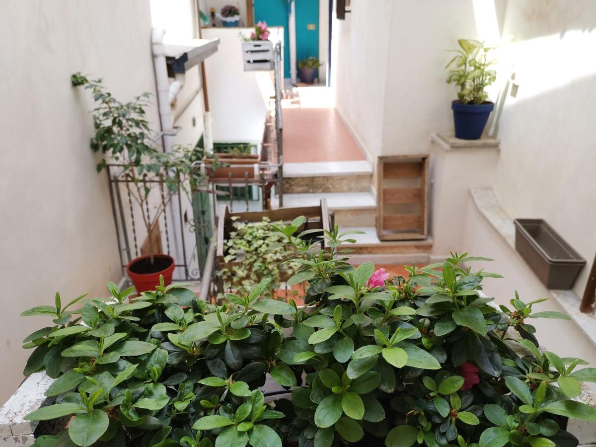 Casuzzamia Apartment Palermo Bagian luar foto