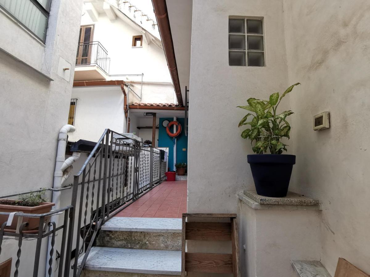 Casuzzamia Apartment Palermo Bagian luar foto